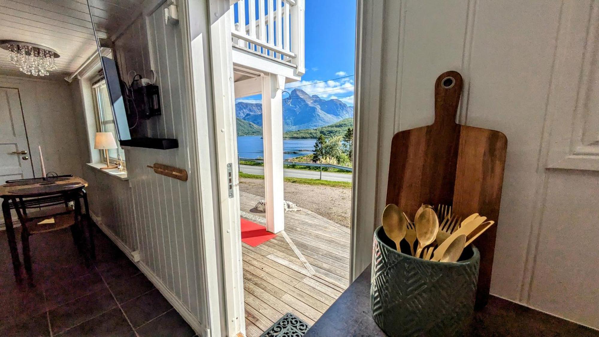 Exclusive And Cosy! Sea And Mountian View - Superfast Wifi, Washer And More Included Sortland Bagian luar foto