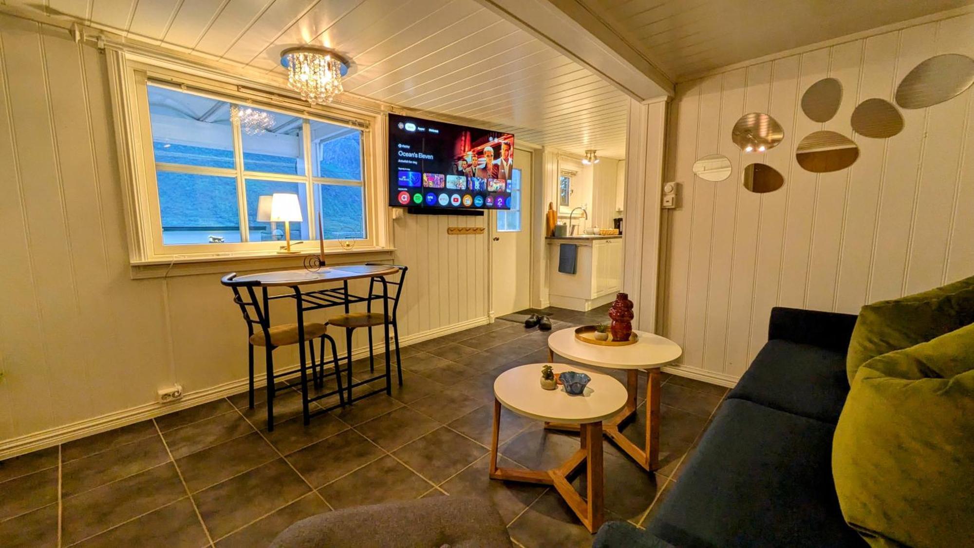 Exclusive And Cosy! Sea And Mountian View - Superfast Wifi, Washer And More Included Sortland Bagian luar foto